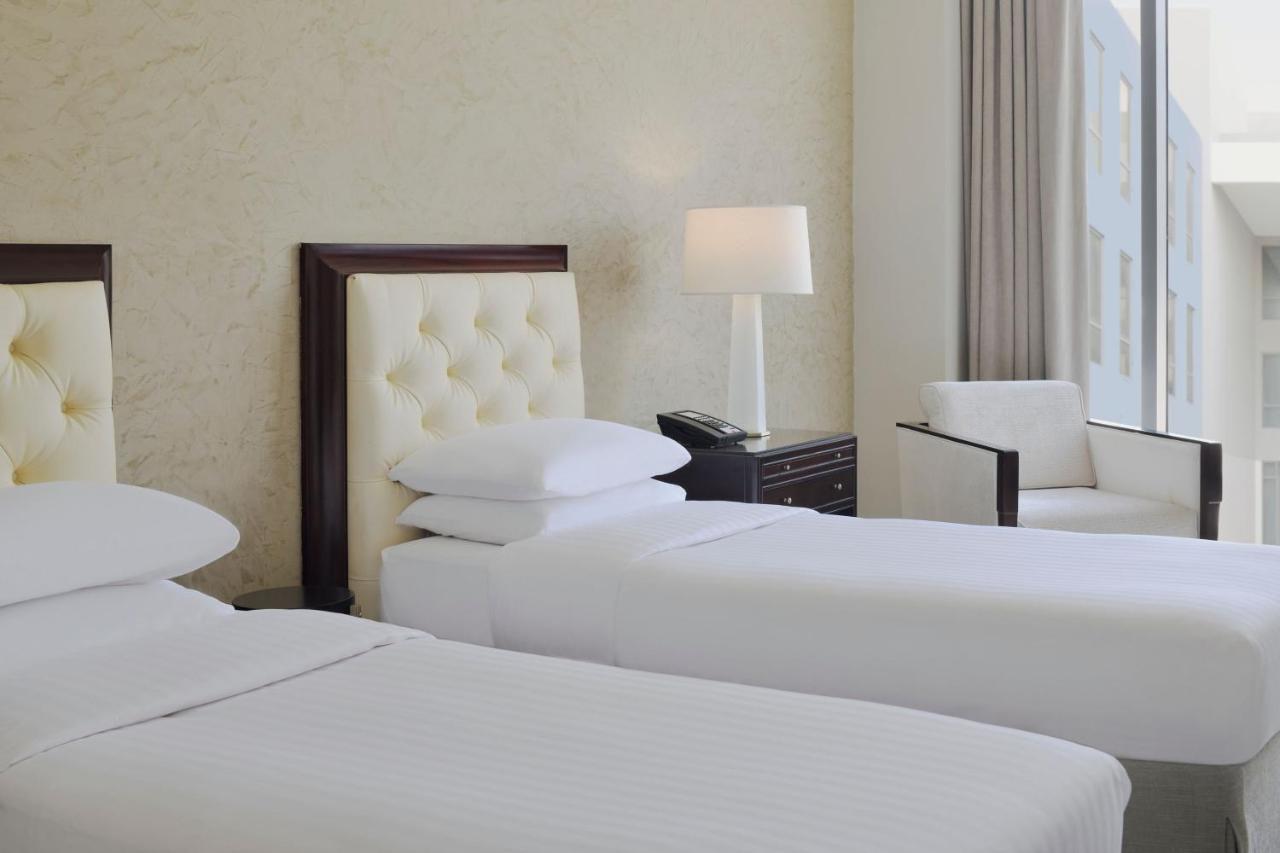 Delta Hotels By Marriott Dubai Investment Park Exteriér fotografie